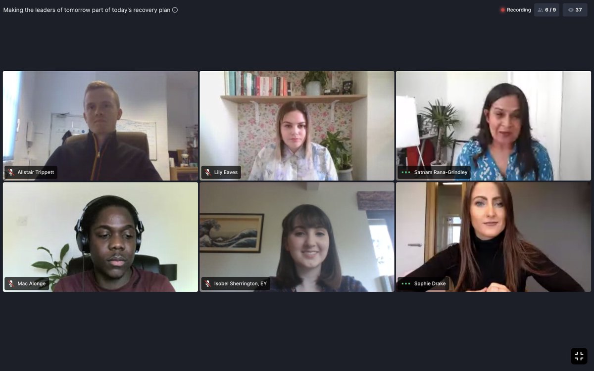 Story_Comms's tweet photo. Our @SophieMDrake joins #InvestMidlands sesh on 'Making the leaders of tomorrow' - understanding how we support young people through our region's economic recovery @businessdeskwm https://t.co/fCyQOH8sJV