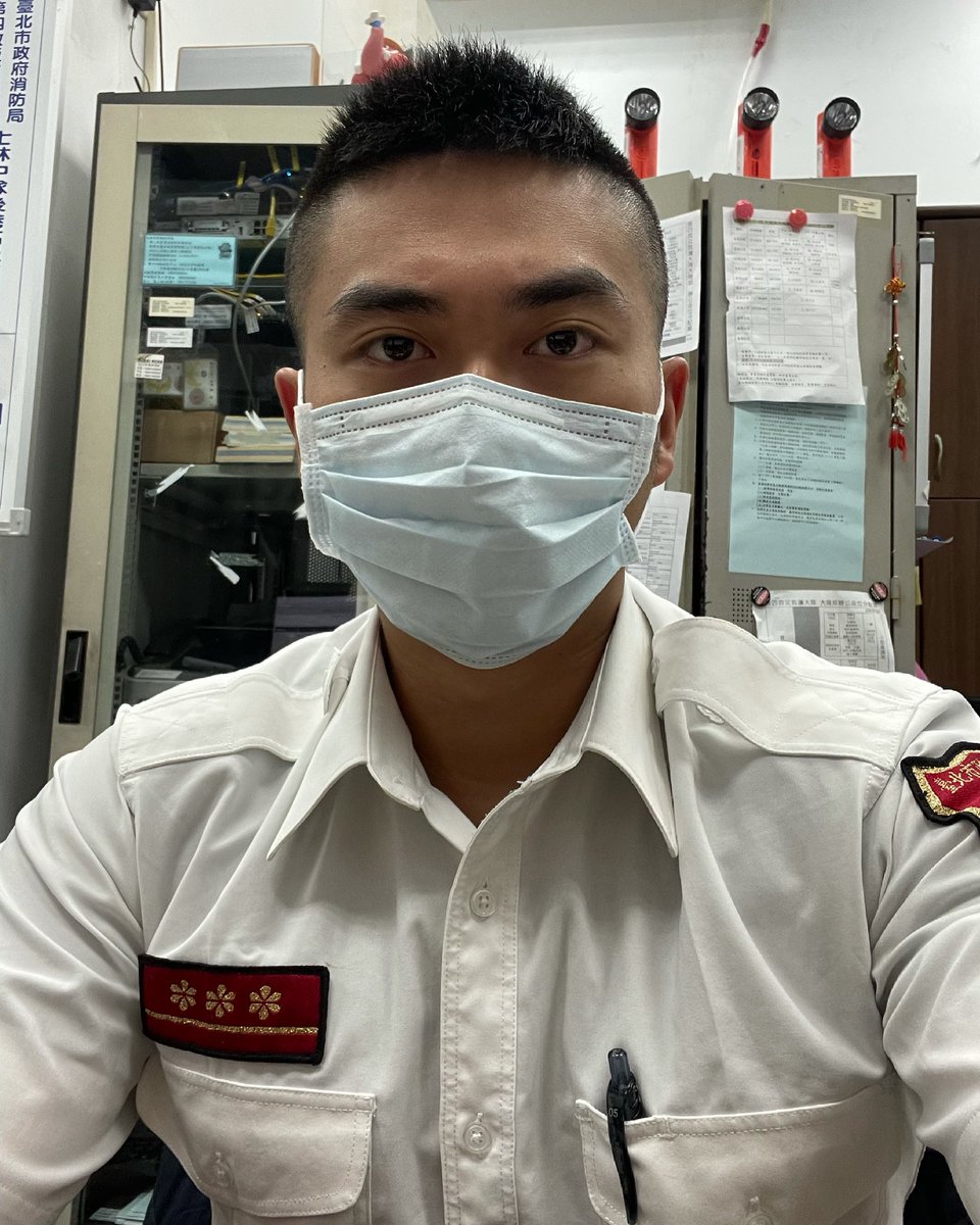 Shoulin6's tweet photo. 累到崩潰 https://t.co/sdRDID31wK