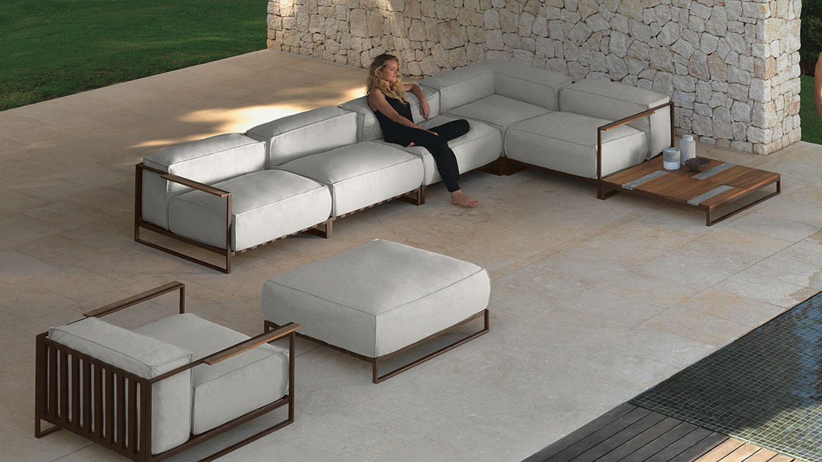 CerisesurlaDeco's tweet photo. Prenez le temps de vous détendre 🌿 

Salon de jardin Talenti, collection Casilda : https://t.co/3iZBc1ogX8

#inspirationdeco #decoration #amenagement #design #art #outdoor #home https://t.co/drSTfPB4uk