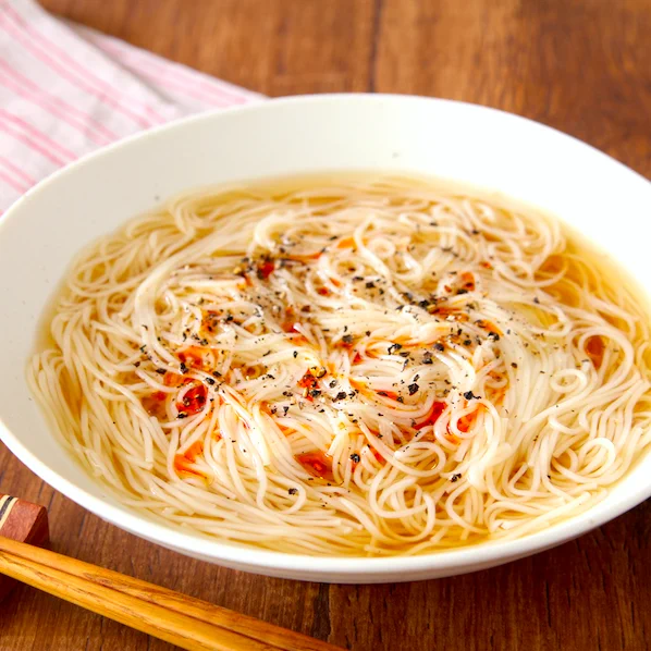 インスタント麺並に簡単。でもはちゃめちゃに旨い。「鶏ガラ×麺つゆ」で旨い素麺。