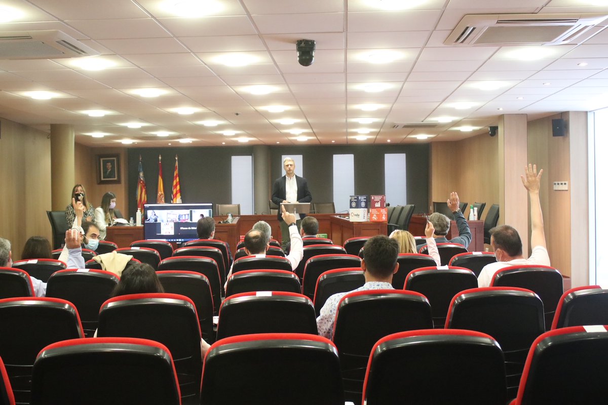 Magnífica noticia para la creación de más y mejores oportunidades de empleo! 
Hoy se ha creado en #Onda la primera Entidad de Gestión y Modernización de área industrial de la provincia de Castellón. Apuesta decidida del equipo de gobierno <a href="/OndaAjuntament/">Ajuntament d'Onda</a> #Competitivitat #Ocupació