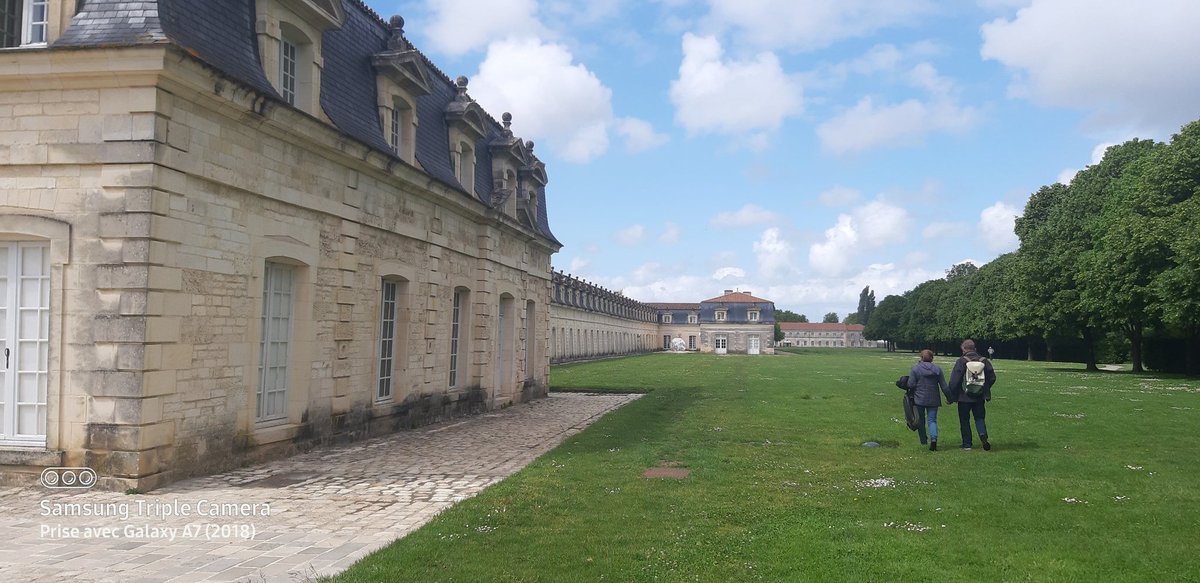 SebLam2's tweet photo. #corderieroyale #rochefort https://t.co/pm3oQbfj16