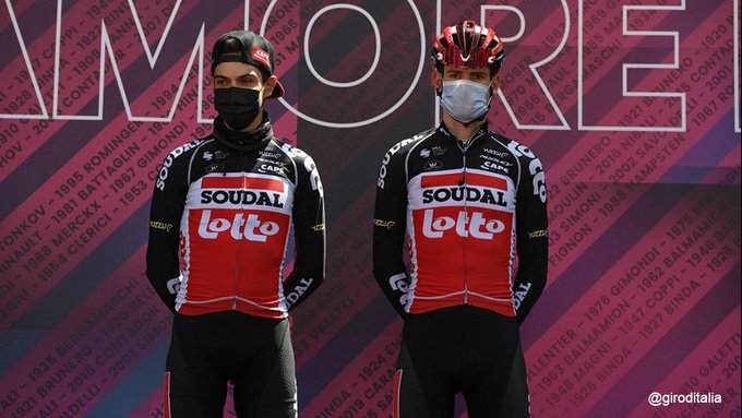 E2Tk7ffWYAMVf0G?format=jpg&name=small