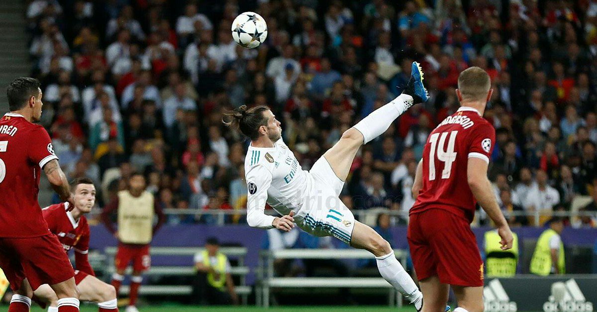 Dos goles inolvidables. Seguramente los dos mejores que se han marcado en una Final de la Champions League. Mi preferido, el de Zidane.
Cuál os gusta más?
🔁 Volea de Zidane (2002)
❤ Chilena de Bale (2018)
📸 Real Madrid.