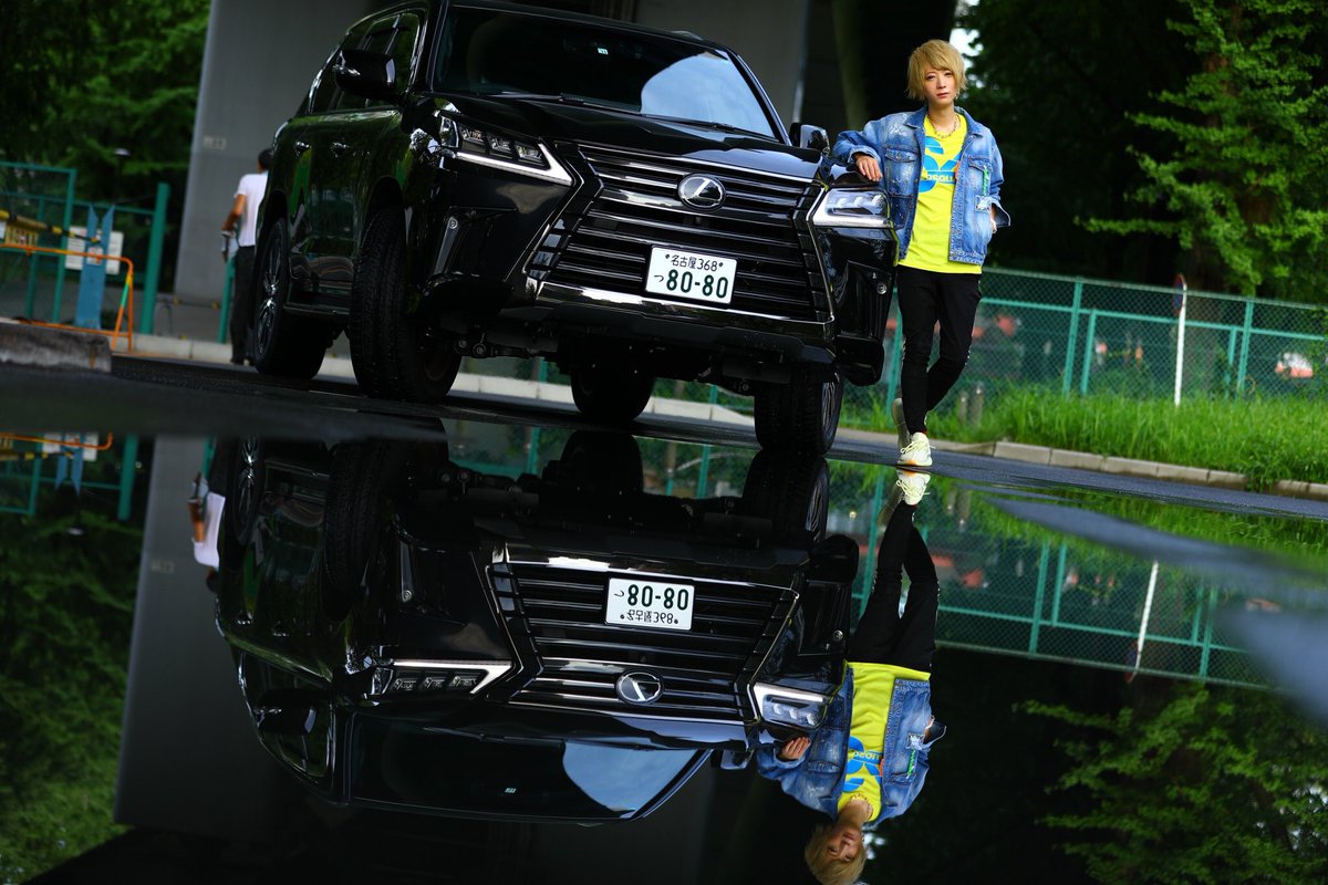 Dears_neo's tweet photo. 23日名古屋市中区栄で車盗まれました😢
見つけた人200万あげます！
車に入れてたグループナンバー1のトロフィーと賞状も思い出ごともってかれました、、
あと高校で野球してたときの硬球グローブ2つと犬のゲージとドッグランセット、エステプロラボの水50本全部😭
盗難
レクサスlx
368つ8080 https://t.co/QQnfhHvd0M