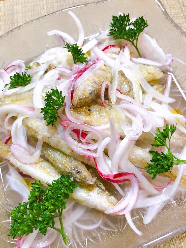 そらなさゆり 釣りが生業の人 明日は そらなさゆりの釣り晩酌 掲載日 シロギスの天ぷら マリネ 春巻き 骨せんべいの作り方です 簡単で美味しいよ 東京中日スポーツ新聞 T Co Ndgfokugcu Twitter