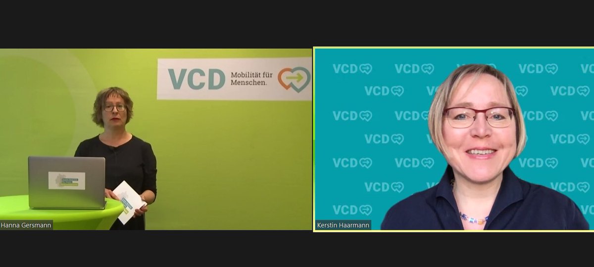 VCDeV's tweet photo. Unsere Konferenz startet mit Begrüßung @KerstinHaarmann:
„Unser Verkehrsrecht ist veraltet. Wir haben ein Eisenbahnrecht, das teilw. aus Kaiserzeit stammt & Straßenverkehrsrecht aus '30ern. Rechte für Radfahrende & Fußgänger*innen? Fehlanzeige.“
➡️ #Bundesmobilitätsgesetz jetzt! https://t.co/RiB1VnotqZ
