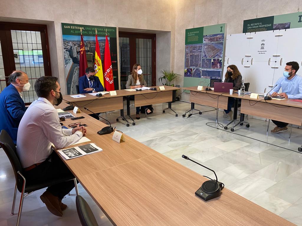 AytoMurcia's tweet photo. ✔️La @FundacionCepaim desarrolla proyectos de inserción social y de convivencia entre inquilinos de viviendas sociales gracias a una subvención municipal.

📄Destinamos 108.000 euros para que esta entidad promueva distintas acciones en el municipio.

🔊https://t.co/RMh1rJiLfi https://t.co/MOa3CsLcKy