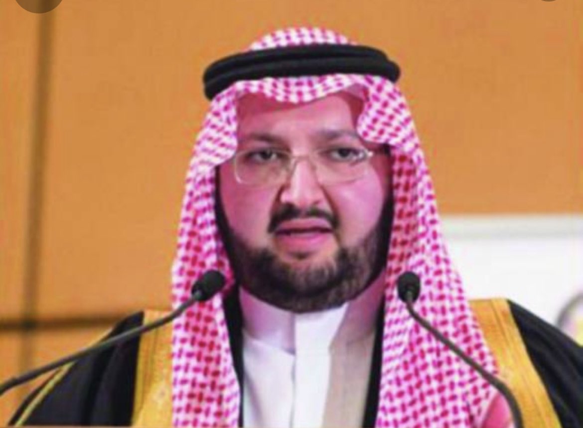 saifkharusi's tweet photo. #يحدث_الآن اجتماع سمو الامير #عبدالعزيز_بن_طلال @AAzizTalal رئيس مجلس امناء #الجامعة_العربية_المفتوحة بممثلي المجلس الطلابية ويمثل طلاب الجامعة بالسلطنة محمد السيابي @AOU_Oman @arabou_hq https://t.co/A1cXTnju3V