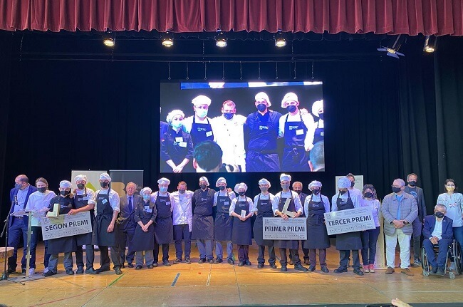 RadioLesBorges's tweet photo. Guillem Garcia, de l'Escola @VillaRetiro de Xerta, guanyador de de la primera edició dels #PremisLladonosa.

https://t.co/KqlnwCmoks https://t.co/TzbVRzaA1h