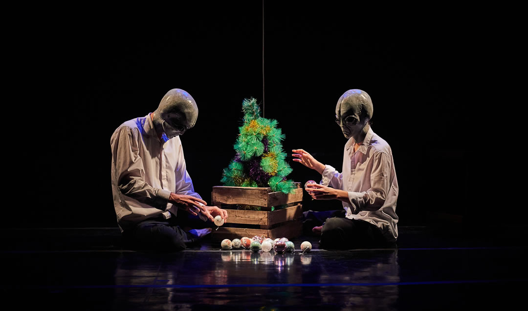 RevistaGodot's tweet photo. Un año más @TeatroLagrada pone en marcha una edición de #MiradasAlCuerpo.
Hablamos con los responsables de abrir la 34º edición: Jonathan Martineau y Nataliya Andru, de #AlDescubiertoPhysicalTheatre, sobre su espectáculo #UnaDanzaParaTodosyParaNadie
👇
https://t.co/XkG43T2q9D https://t.co/DGHamfiMFx