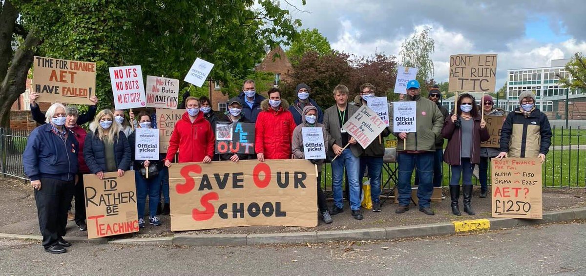 steve_townshend's tweet photo. On the picket line this morning at Thorpe. So much support. @cyclingkev arrived to give his support. @NEUnion @EssexNe @EssexNEU @antiacademies @mrsacky @MissGTownshend #TTC #AETOut https://t.co/2s2tbWhcjB