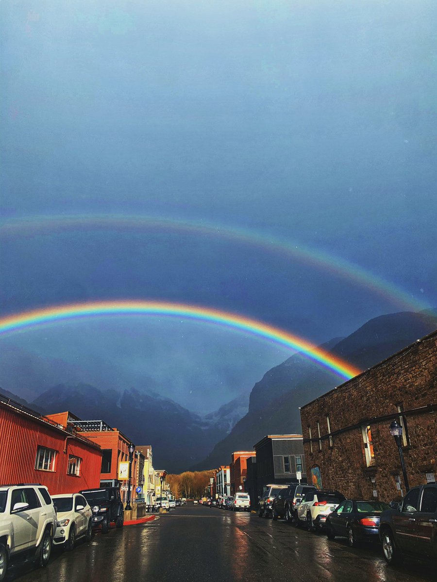 emmacochrane15's tweet photo. 🌈🌄 https://t.co/jeJtnLhKe4