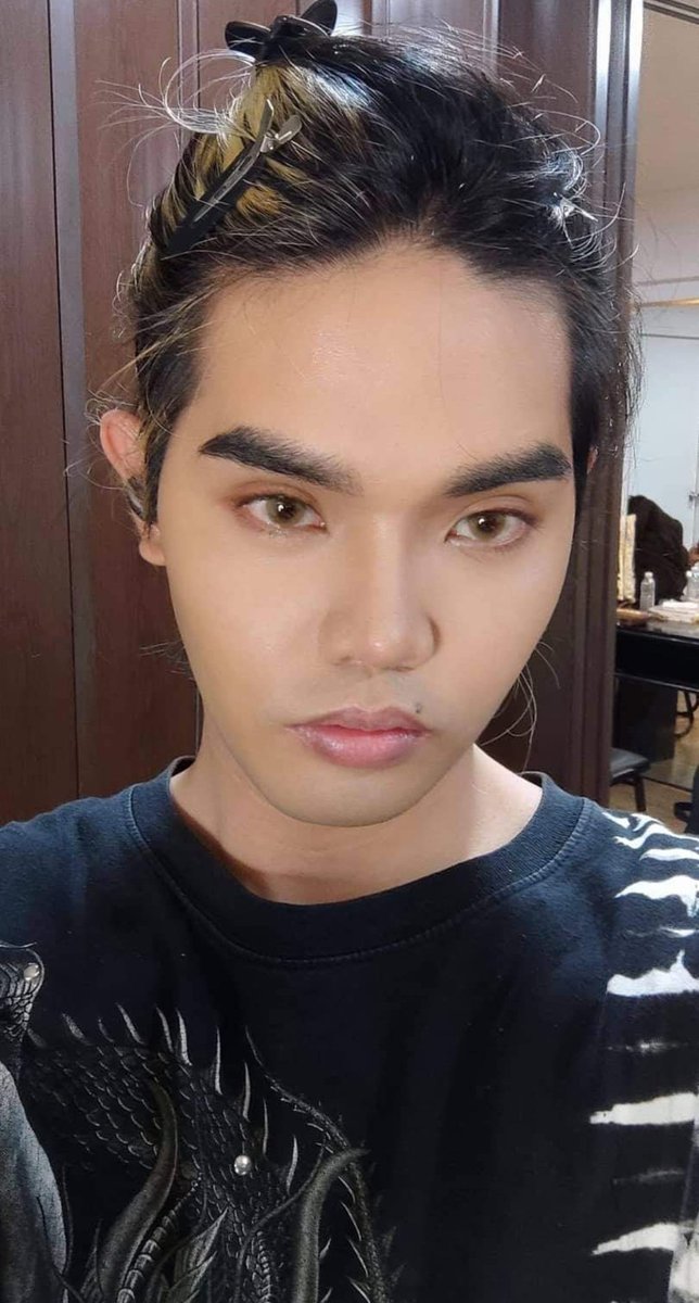 dailynase's tweet photo. ANG GWAPO MAAAA ASHDDJFSJDKL~😭💜✨

#SB19 @SB19Official 
#SB19_PABLO @imszmc https://t.co/p2NHZGNGEq