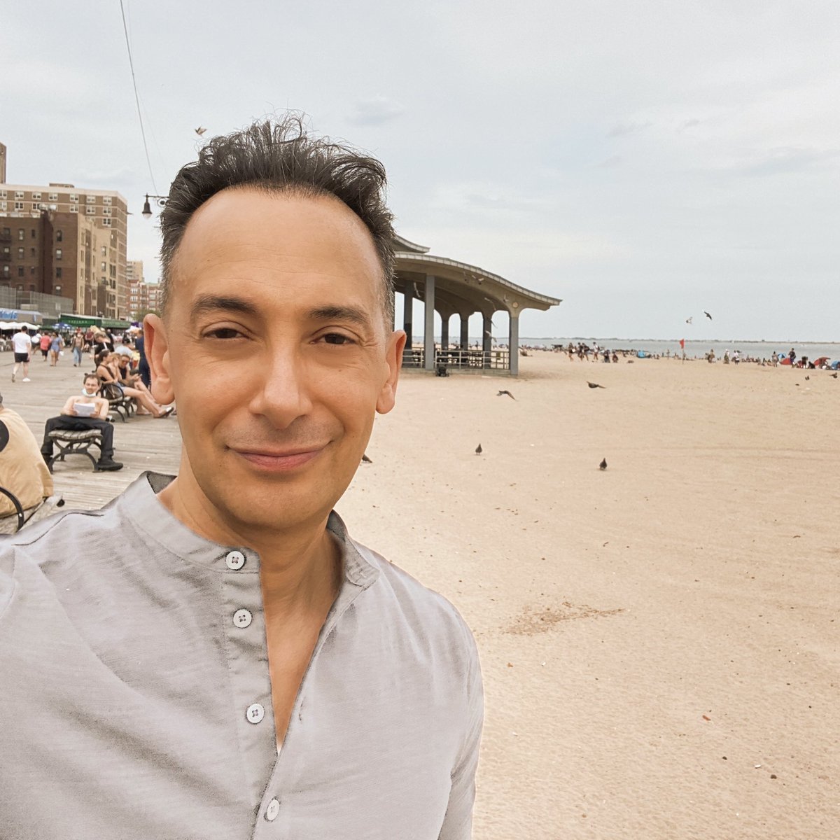 KeyesCarlos's tweet image. Nothing soothes the soul like a walk on the beach…I'll have a side of beach with my morning coffee 😊

Happy Wednesday!
.⁣
.⁣
.⁣
.⁣
#summervibes #beachtime #beachlover #beachday #happyplace #summer #carloskeyes #beachvibes #beachbody #staycation #beachstyle #beachlife