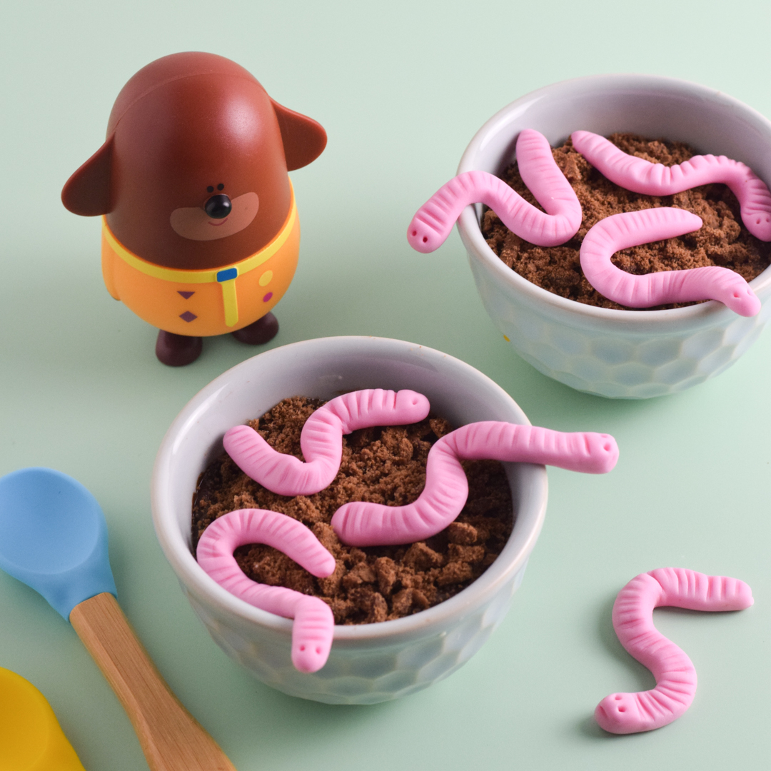 The perfect afternoon treat for your wildlife-loving Squirrels! 🌱🐛🐾 

Follow the recipe here! ➡️ heyduggee.com/make/wormy-cho…
