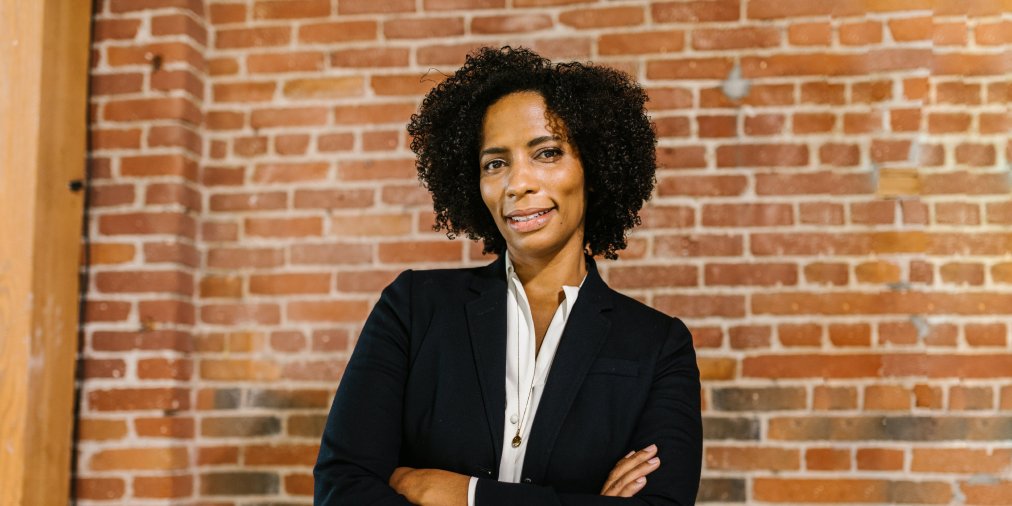 CarolEmmott's tweet photo. The #pandemic has opened new ways of coping up in life, especially in building a better #workplace. Learn what steps you can take as a #leader in navigating and initiating new norms in the workplace with Gayle Capozzalo and @susanturneymd on @ACHEConnect https://t.co/arovqPFWen https://t.co/5mR8zzCDs3