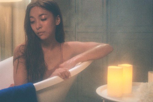 functionszone's tweet photo. luna’s even so teasers https://t.co/koD9p4NIty