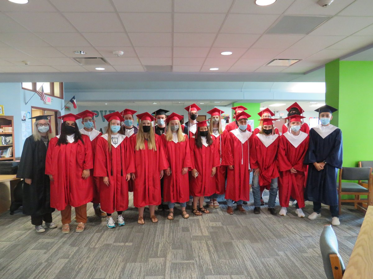 The sun was shining on the Senior Class of 2021. We are #PVEProud of you! Press on hawk leaders!! <a href="/PrairieViewES/">Prairie View Elem</a>