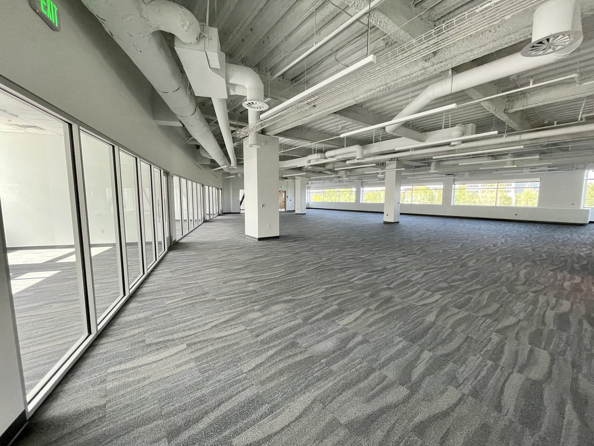 DesignTeamSLC's tweet image. Loving this @ShawContract install completed for @BreezeAirways