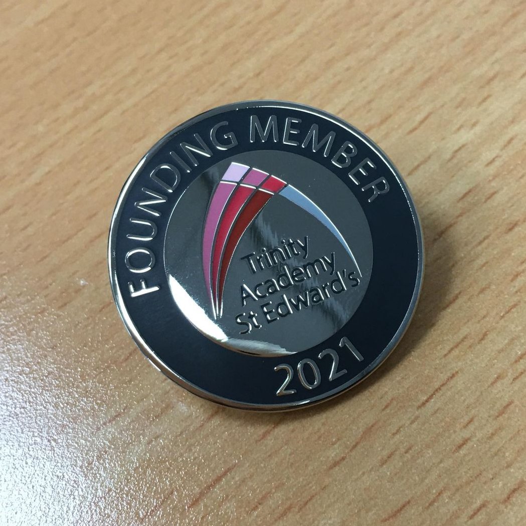 It was great to meet the staff &amp; our founding cohort at Silkstone Common Infant and Junior School this morning ❤️🌥️ It's always so lovely to hand out our new TASE badges... We’d love for you to send us a picture of you wearing your badge when we drop it off ⭐️ #teamtrinity #Year7