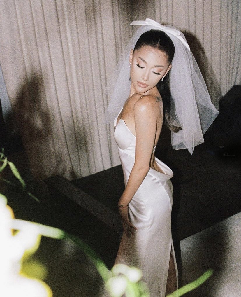 AGrandeSP's tweet photo. 🚨Ariana durante el día de su boda con Dalton Gomez a través de IG: https://t.co/1AMugzzbma