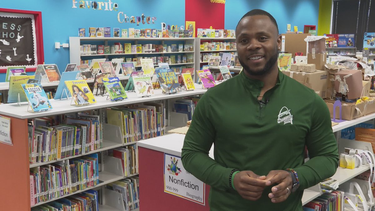MO Teacher of the Year Mr. DC talks to students about the incredible opportunities available to teachers, part of DESE's work to address educator staffing shortages. Share &amp; ask educators/families to show it to their students today! 
➡ Link to video: vimeo.com/554254245