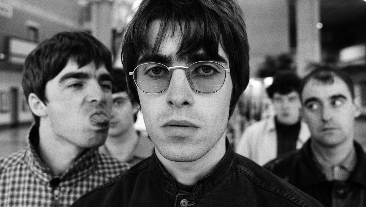 Bluefalls91's tweet photo. -Oasis o Blur?

I vote for #ZaynMalik as #100mosthandsomemen2021 for #tbworld2021 https://t.co/uxzhGMOPq4