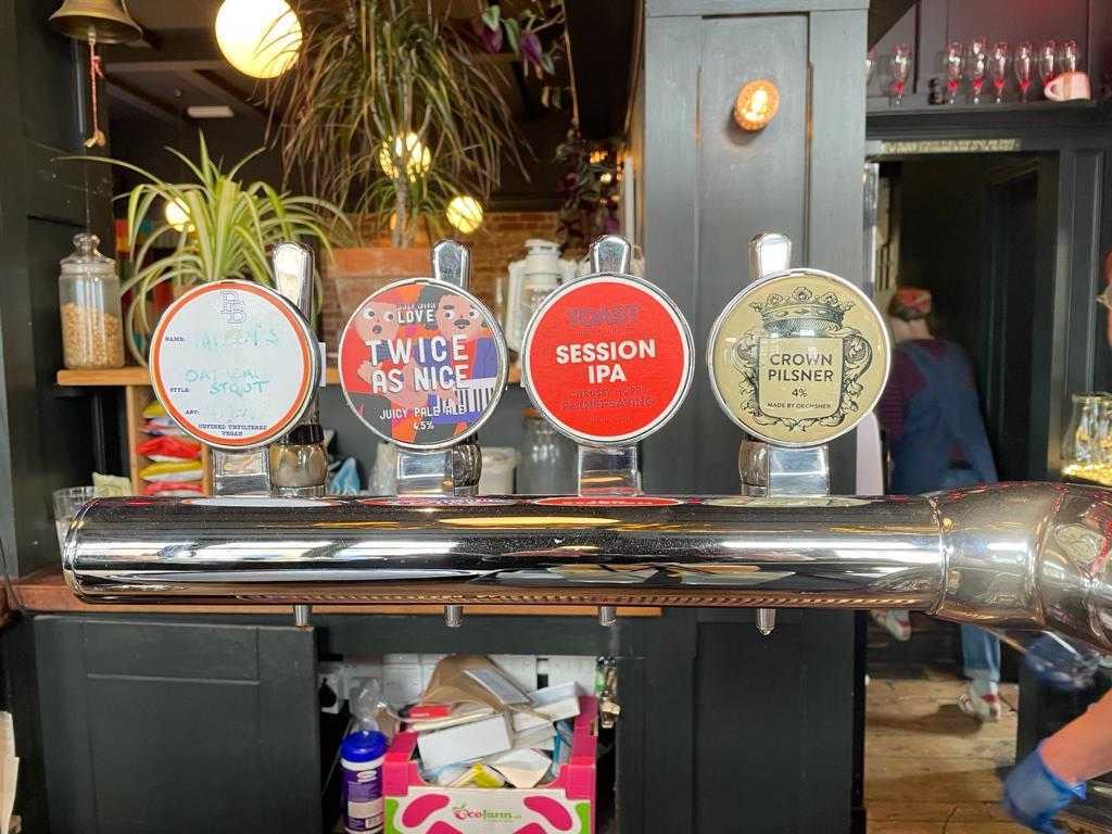 Toast Brewing (@toastale) on Twitter photo Get your Toast on tap!
Here’s to a splendid new stockist the <a href="/CrownHastings/">The Crown Hastings</a>, a right friendly bunch in the heart of Hastings Old Town.
🙌🍻😍
#Cheers #CraftBeer #DraughtBeer Get your Toast on tap!
Here’s to a splendid new stockist the <a href="/CrownHastings/">The Crown Hastings</a>, a right friendly bunch in the heart of Hastings Old Town.
🙌🍻😍
#Cheers #CraftBeer #DraughtBeer