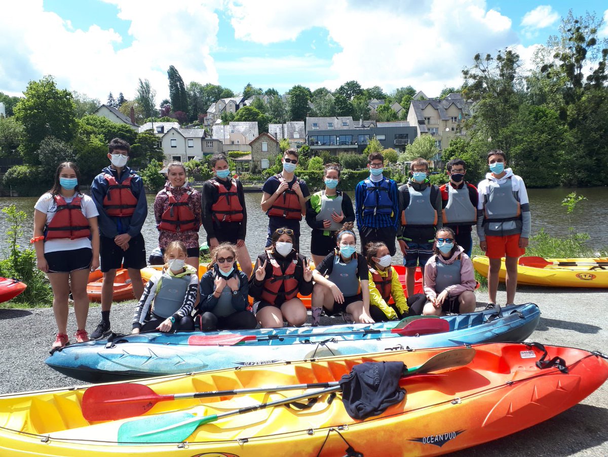 ASLyceedouanier's tweet photo. AM d’initiation au kayak club de Laval les mercredis 19 et 26 mai 😃😃 https://t.co/lx14wjvmEJ