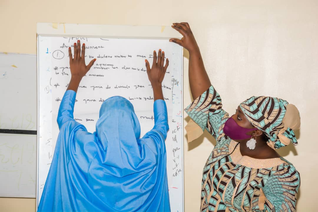 GRA_Nigeria's tweet photo. Women at the grassroots have a role to play in ending violence against women &amp; girls. @GRA_Nigeria is training 60 Activists in NE Nigeria on how they can mobilize support to achieve this. This action is being funded by @wphfund &amp; @GlobalSpotlight with support from @unwomenNG https://t.co/5qCv35JWGZ