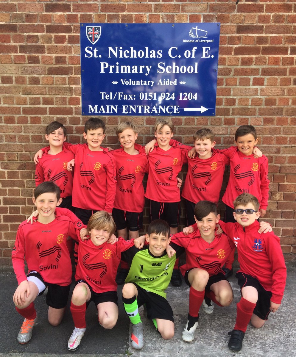 Great to see our football teams back in action over the past couple of weeks. Well done to everyone who played this evening and thank you to @StJohnsL22 for hosting the match.