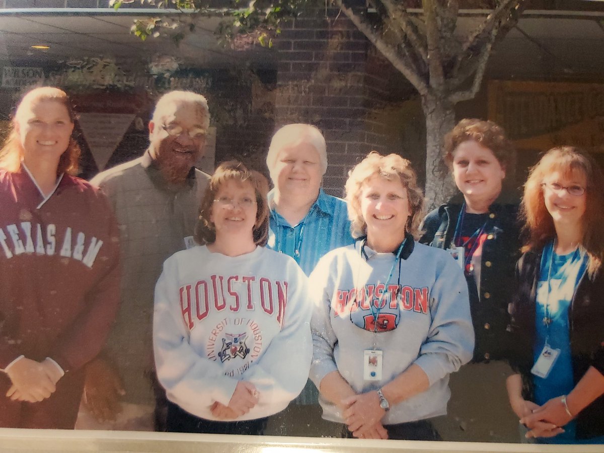 Thanks for all the well wishes on 35 years in Aldine! It feels like only yesterday...
#greatfriends
#memories
#itsbeenhowlong?
@WilsonES_AISD @BakerDana2424 @AldineISD