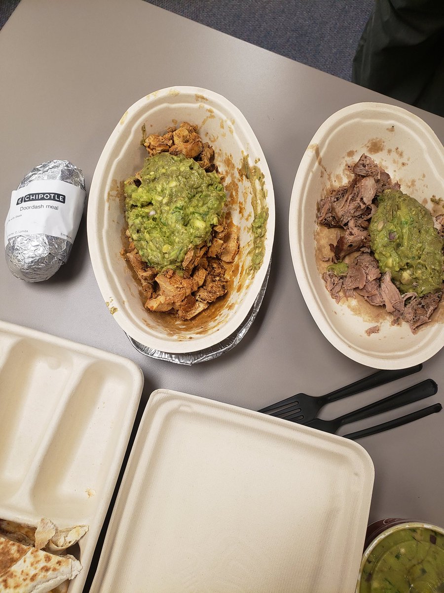 athompson7880's tweet photo. Really? $68 to deliver this?!We don't get the rice, beans, lettuce, sour cream, salsa or cheese?!! And the steak burrito is the size of a small potato, chips are even stale! We are no happy right now!! @ChipotleTweets https://t.co/YRYFqpCGqn