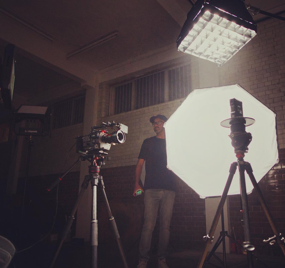 Litepanels X DoPchoice lighting the scene. 💡

App in hand to control the lights once they were in position

📷 <a href="/willchidlow/">Will Chidlow</a>
Repost <a href="/foundlight/">Anton Maralag</a>

🎬 Available at LCA 

#filmmaking #studiolight #filmproduction #litepanels #dopchoice#lca #setlighting #gafferlighting #videolighting