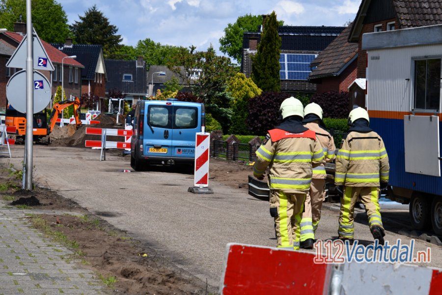 Gasleiding geraakt tijdens werkzaamheden in #Mariënberg. 112Vechtdal.