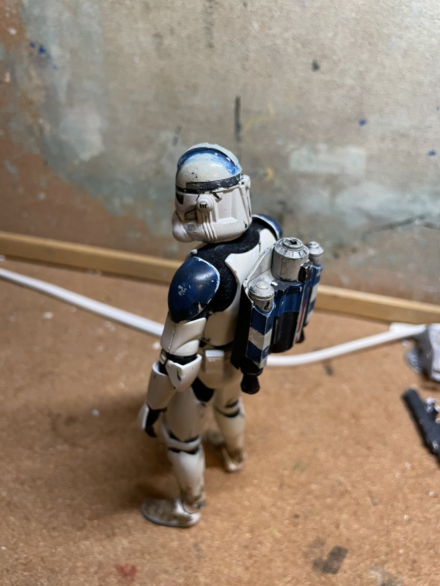 StudioREAL1's tweet image. ヘルメットをヤスッたら塗装剥がれちゃったけど。
#オモ写