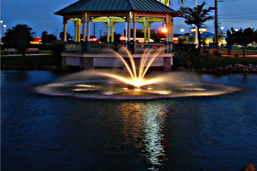 TechAditi's tweet image. Create a healthy body of water for your fish &amp;amp; water plants through surface aeration with our Reflection #fountain pattern. The Reflection is a dazzling, full circle, two-tiered #pattern with multiple-stream center formation.⛲️🏞️

Contact us to know more: bit.ly/360WkHq