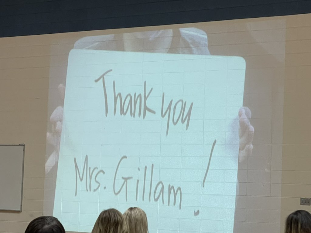 A bittersweet moment this morning @avonwhiteoak Although one chapter is coming to an end...there is much ahead of us. <a href="/Jgatlin74/">Jarrod Gatlin</a> <a href="/OrioleTweets/">Avon Community School Corporation</a> #somanymemories