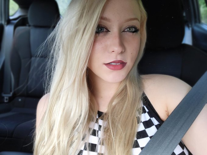 Such a snack 😋😍 don't miss out of my content https://t.co/taWxAVUppY I'm moving and am in need of some<a href="/tag/model"class="tags"><span>#model</span></a><a href="/tag/sw"class="tags"><span>#sw</span></a><a href="/tag/onlyfans"class="tags"><span>#onlyfans</span></a><a href="/tag/contentcreator"class="tags"><span>#contentcreator</span></a><a href="/tag/sellingnudes"class="tags"><span>#sellingnudes</span></a>