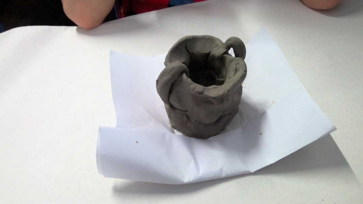 fossebrookps's tweet photo. Year 3 have been making Greek Pots using clay! Today we are painting them orange (authentic terracotta style) ready to add our patterns and pictures later in the week! #potters #zerotohero #throwingpots https://t.co/qB0suqD2Rm
