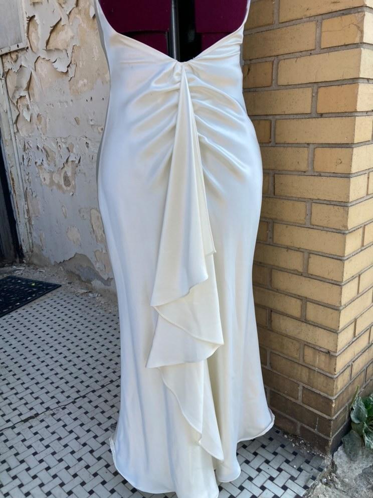 nichelle_renee's tweet photo. It's wedding season.🤗☺❤🧵🪡 https://t.co/mxYnKj0Xkc