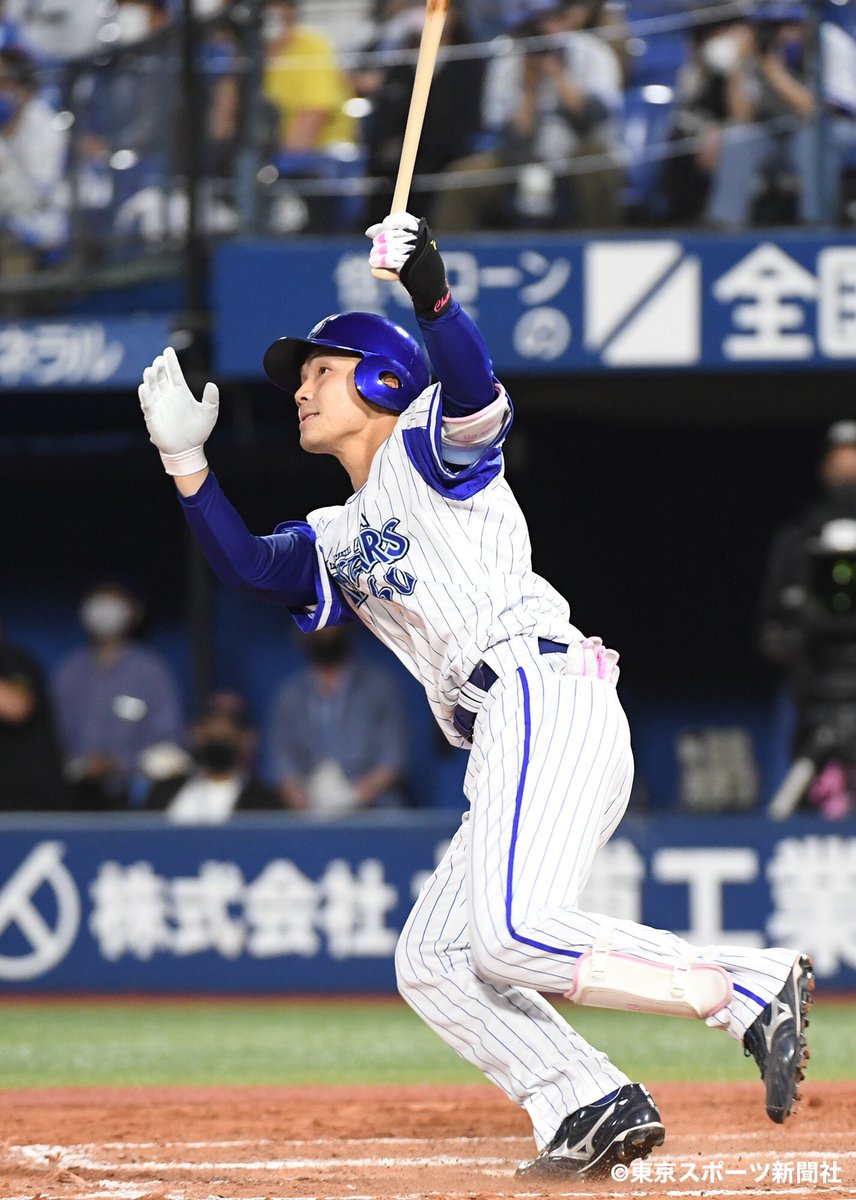 東スポ写真部 S Tweet プロ野球 交流戦 21年5月26日 横浜スタジアム 横浜denaベイスターズ オリックスバファローズ 知野直人 プロ初安打 プロ初本塁打 Baystars ベイスターズ 横浜dena Bs21 Orix オリックス 東スポ Trendsmap