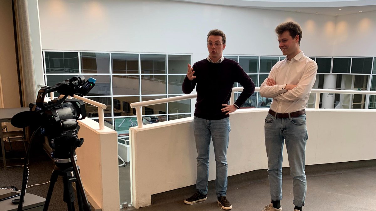ThinkCORE_cv's tweet photo. Vorige week organiseerde CORE een inspiratieavond rond klimaatrechtvaardigheid. Op het programma stond eerst de VPRO documentaire over de Nederlandse Klimaatzaak. Vervolgens focusten we op de stand van zaken in de Belgische Klimaatzaak met onze gast Francesca Vanthielen. https://t.co/LYIaLseVN0