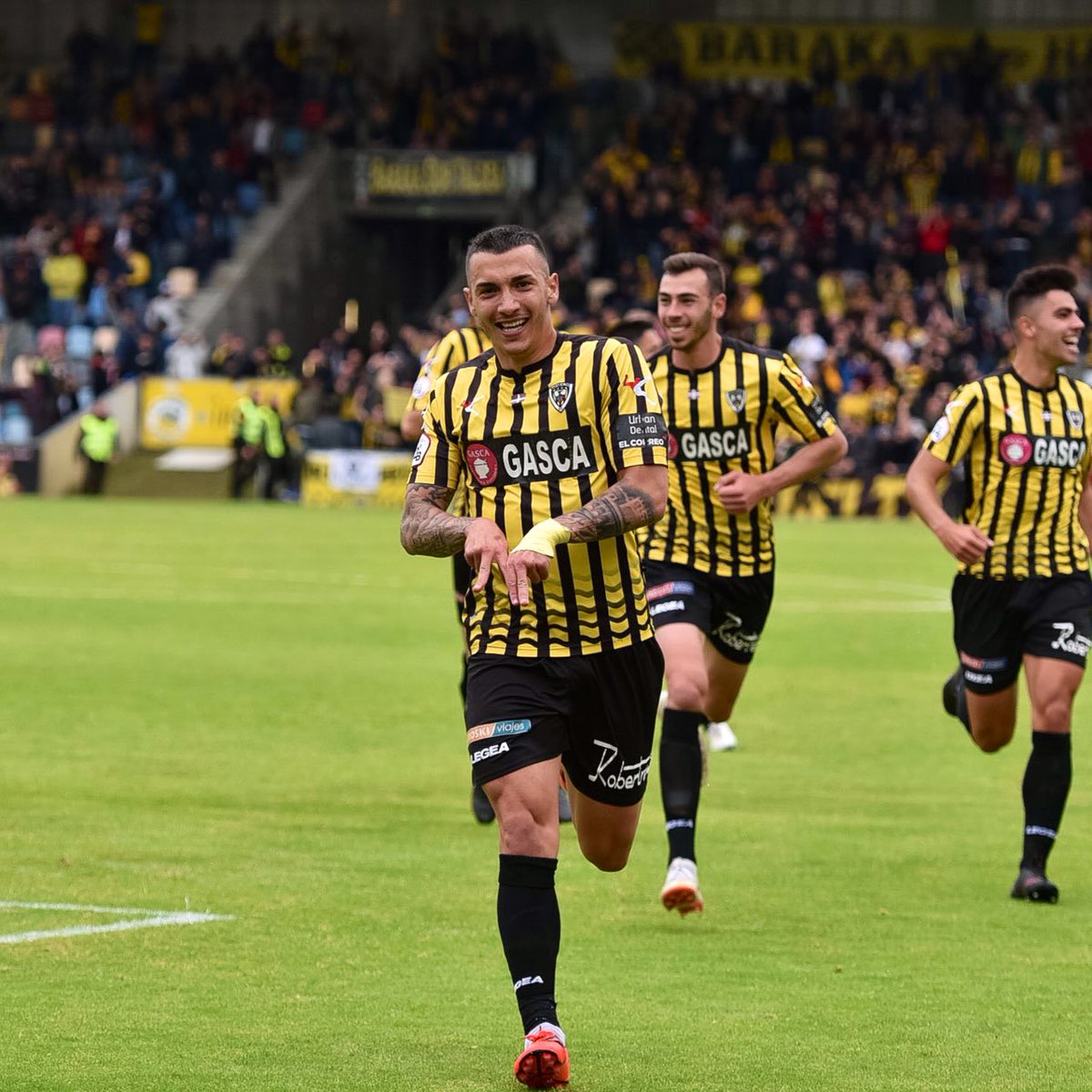 antonio8snchzz's tweet photo. 🔙 Dos años ya de aquel gran momento. Inolvidable el ambiente de Lasesarre.

Goazen, @BarakaOficial! 🐝 https://t.co/9aRMQ9tXvI