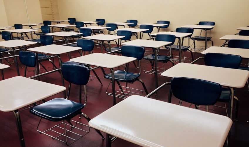 Barrie360's tweet image. Ontario’s top doc hopes to see case count below 600 before COVID restrictions start to ease
#CaseCounts #COVID19 #InClassLearning #Ontario #Reopening #Restrictions
bit.ly/3fpcmjk