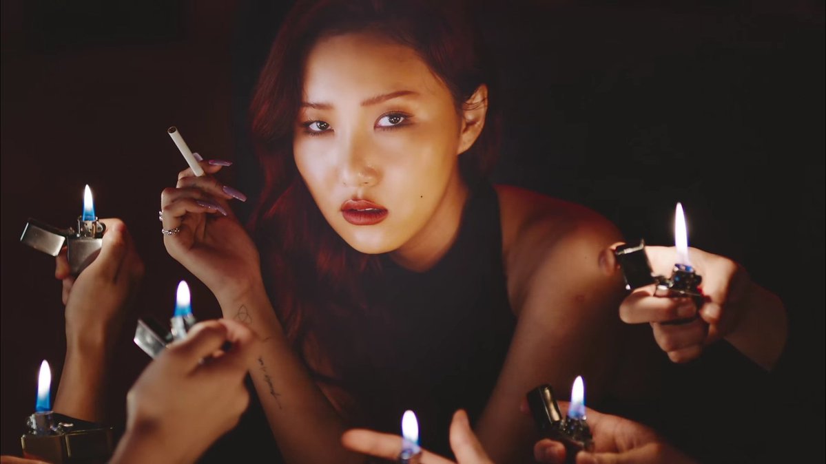 iconicmvshots's tweet photo. 52. Hwasa of Mamamoo - Maria (2020) https://t.co/1BNWZuPT1i
