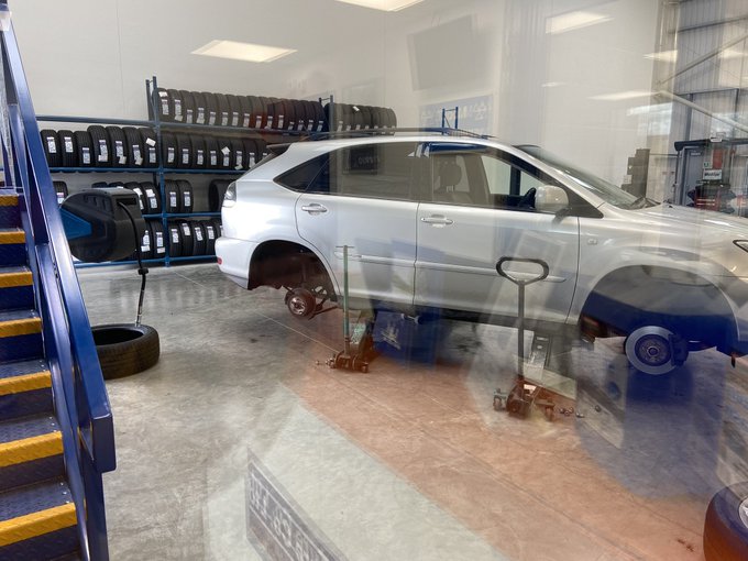 New shoes day for the car. Car will be happy, wallet won&rsquo;t be. https://t.co/1ka4QcG5Yz<a href="/tag/tribute"class="tags"><span>#tribute</span></a><a href="/tag/spoilme"class="tags"><span>#spoilme</span></a>