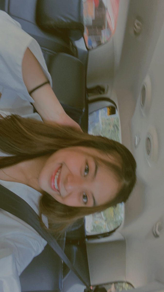anyaisabel18's tweet photo. ʀ ᴀ ɴ ᴅ ᴏ ᴍ 🐒 https://t.co/FDl8IVqYOQ