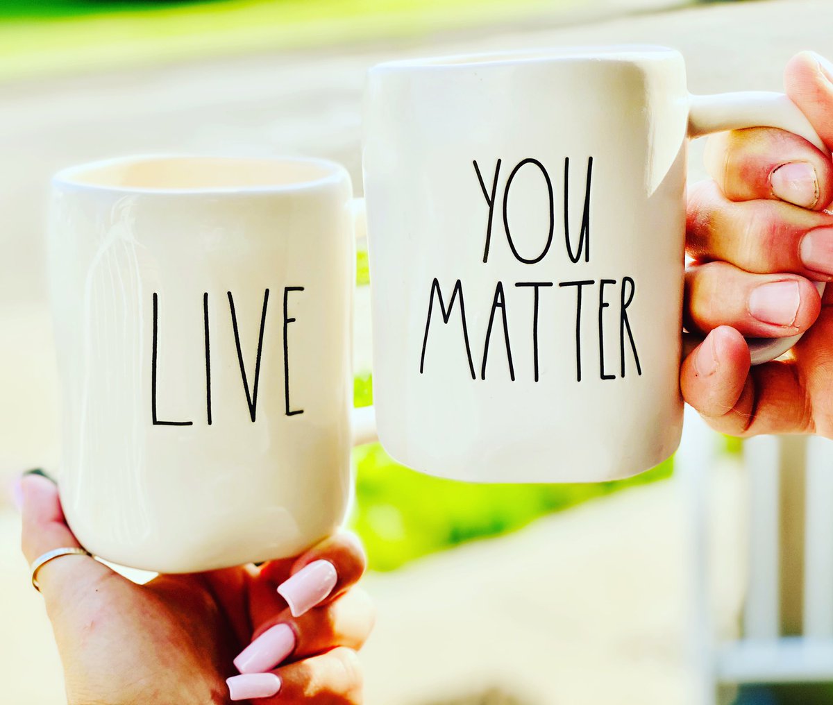 michelle_toman's tweet photo. Java on the old front porch... there is always peace in a strong cup of coffee. And words.
#humpdaymotivation #live #youmatter #225franklin #becauseWORDSmatter #coffee #teamtoman #thisoldhouse #StrongerTogether https://t.co/ZNRQVYNNFm